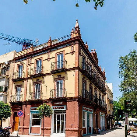 Sunny Study In Triana Sevilha